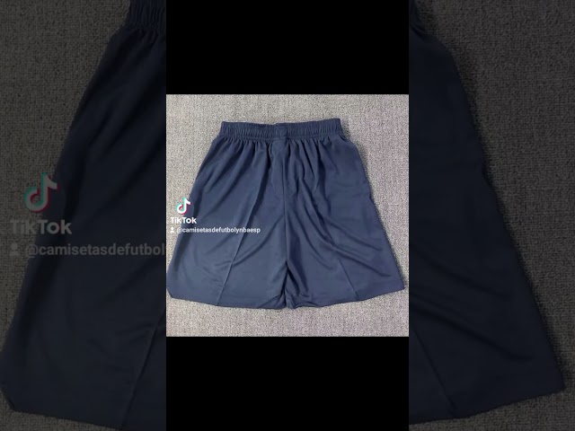 Vídeo relacionado con FCB Barcelona Camiseta de Fútbol Personalizadas para Hombres y Niño, equipación Fútbol DIY Nombre Número con Conjunto Top Pantalón Corto y Calcetines