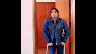 Download lagu Akshay Kumar comedy status 😊 mp3