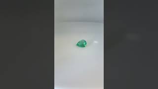 Esmeralda Gota 10.7x9.4mm - Vídeo