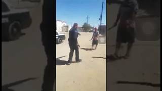 Policía en riesgo de prisión tras disparar a delincuente que amenazo con acuchillarlo
