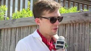 Justin Townes Earle performs "Walk Out" - Interview at Hangout 2011
