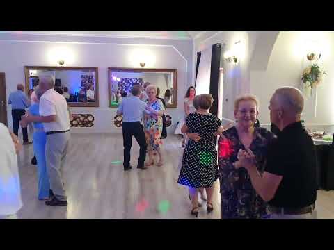 PIĘKNY WALCZYK NA POCZĄTEK potańcówki z Zespołem Roland w Złotym Dworze