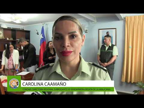 FIRMA DE CONVENIO DE COLABORACIÓN - GENDARMERÍA REGIÓN DE LA ARAUCANÍA CON MUNICIPIO DE SAAVEDRA