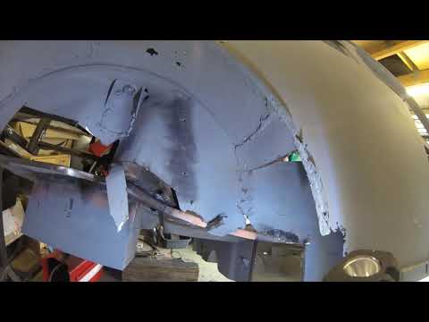 33 Classic Mini Restoration - Passenger arch removal