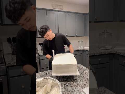 Oreo Tres Leches Sheet Cake Time Lapse👨🏻‍🍳🔥#fypviralシ #cake #fypシ #viral #cakedecorating #shorts