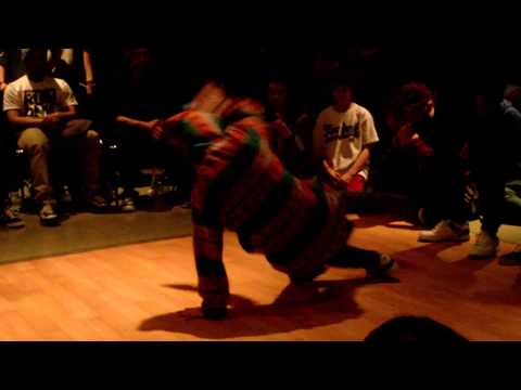 Stylz Corrupt VS Legendary Crew - Top 16 - South Flavor Jam 2013