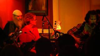 The Orchestra That Fell To Earth - Prelude and Yodel