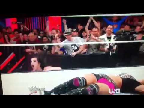PAIGE WINS THE DIVAS CHAMPIONSHIP: RAW 4/7/14 FULL VIDEO