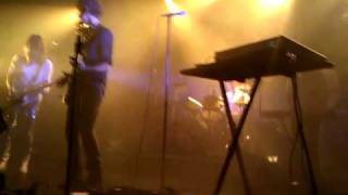 Blonde Redhead- In Particular [instrumental intro]