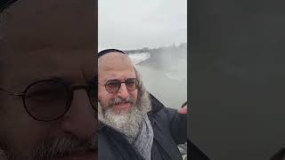 ניצוצות של אש🔥 לקראת שבת פרשת ו'ארא – שו'בבי"ם ה'תשפ"ו (הרב מוטה פראנק) - התמונה מוצגת ישירות מתוך אתר האינטרנט יוטיוב. זכויות היוצרים בתמונה שייכות ליוצרה. קישור קרדיט למקור התוכן נמצא בתוך דף הסרטון