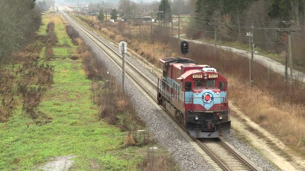 Тепловоз C36-7i-1505 близ ст. Кохтла / GE C36-7i-1505 near Kohtla station