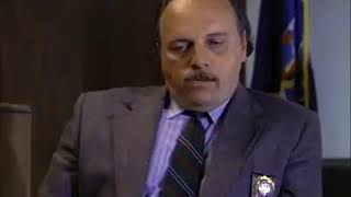 Robert Costanzo in NYPD Blue - S1E1 Pilot (1993)