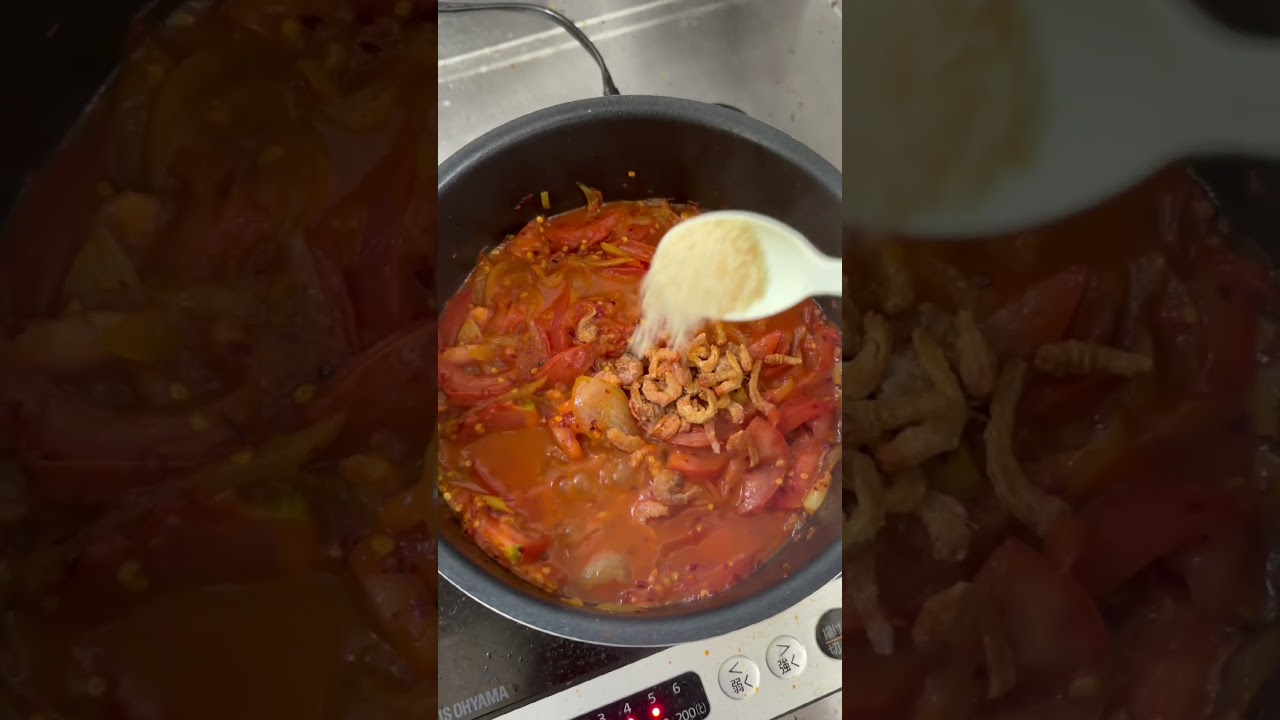 ဘာဟင်းတွေပဲကောင်းကောင်းဒီခရမ်းချဉ်သီးငပိချက်လေးနဲ့မှထမင်းကမြိန်တာ #ခရမ်းချဉ်သီးငပိချက်