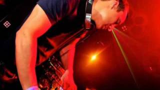 Jerome Isma-Ae - Gattaca Grooves (Metal Mix)