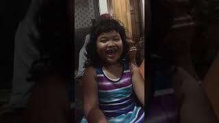 Download lagu Yayuk ayo Tangi anak kecil lucu mp3