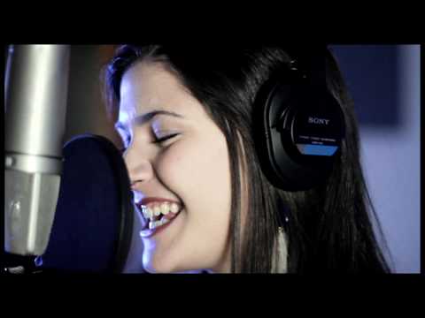 Adele - Rolling in the Deep (Cover by Sara Niemietz)