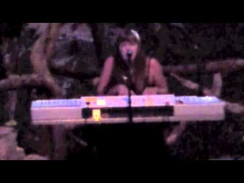 Olivia Leisk - What Would You Like To Do Live in Bel Air