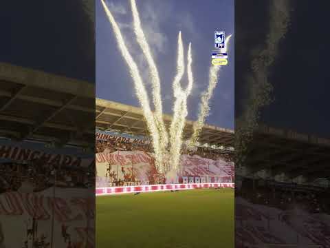 "Recibimiento de La Barra 14 de Lanús en el clásico vs Banfield" Barra: La Barra 14 &bull; Club: Lanús &bull; País: Argentina