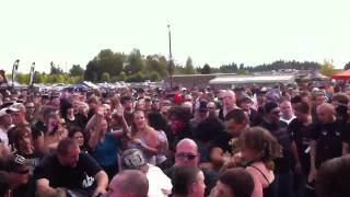 DEUCE - LET&#39;S GET IT CRACKIN - mosh pit &amp; crowd shots