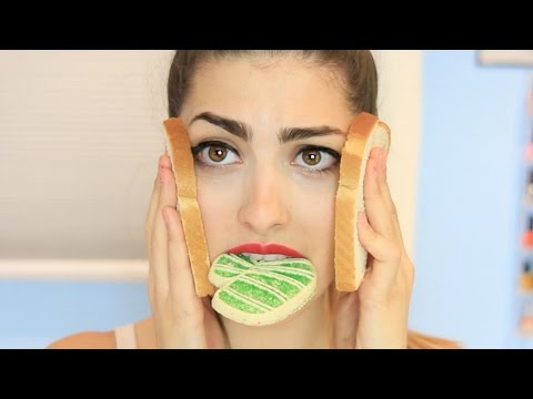 知っておきたい変なクリスマスライフハック (Weird Christmas Life Hacks You NEED To Know!)