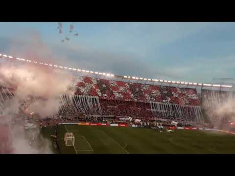 "Recibimiento River Plate Vs Lanús!Â¡ copa bridgestone Libertadores 2007 ( ida )" Barra: Los Borrachos del Tablón • Club: River Plate