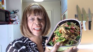 Chinese Style Chicken Mushroom Noodles And Vegetables Recipe