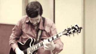 She walks right in - Clarence Gatemouth Brown /// PATERNAL ACES MAKERS