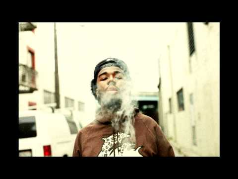 iamsu! ft. HBK Skipper - Young Homie (prod. IAMSU! of The Invasion) [Thizzler.com]