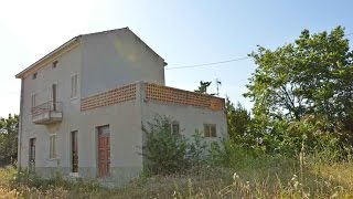 preview picture of video 'Farmhouse with land - Atessa, Abruzzo'