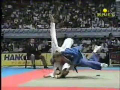 JUDO 2003 World Championships: Alexsei Budolin (EST) - Cedric Claverie (FRA) [LEGENDARY IPPON!]