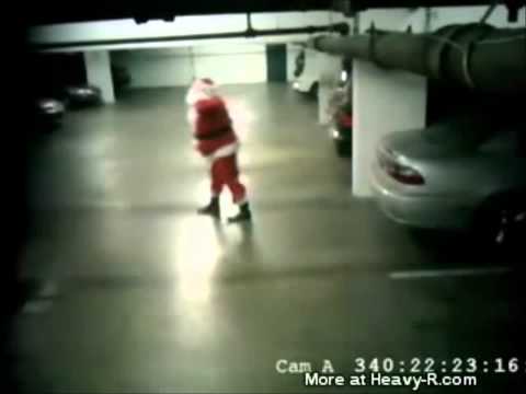 Image video Le père Noël a beaucoup de mal