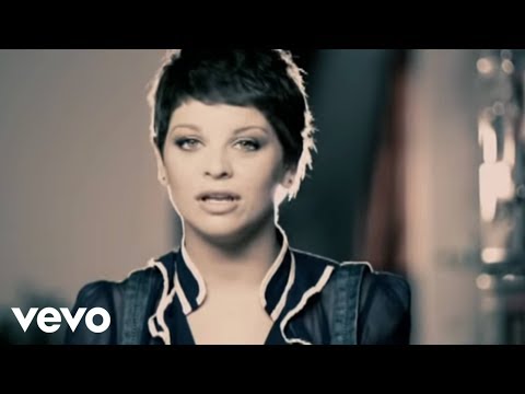 Significato della canzone Stupida di Alessandra Amoroso