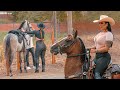 Amazing Rodeo In Colombia Beautiful Cowgirls Riding