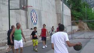preview picture of video 'Basket a Zuljana 2.'