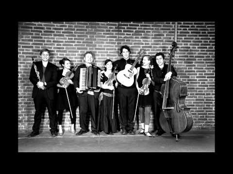 Heyser Bulgar -  Yxalag Klezmer Band