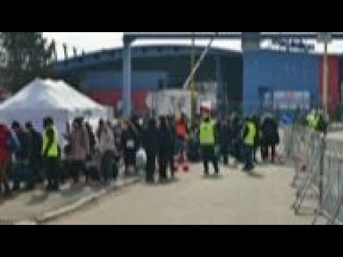 Ukraine refugees continue arriving into Slovakia