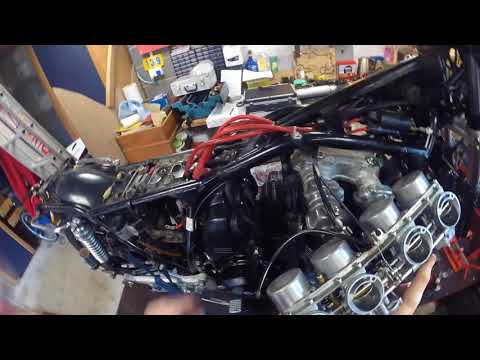 How to install a bank of carburettors into a Honda