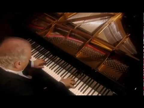 Daniel Barenboim - Moonlight sonata - 3ºmov Presto agitato (HQ)