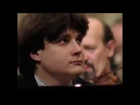Alexei  Sultanov   Chopin Concert №2  f-moll op.21
