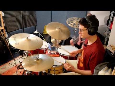 How to play Rosanna by Toto on drums (taught by Steve Hanley / Simple Lessons)