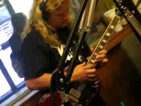 Frank Hannon of Tesla performing "Eruption" at KDKB