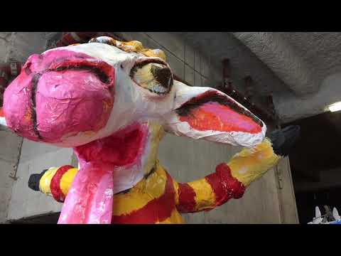 La préparation du carnaval de Millau