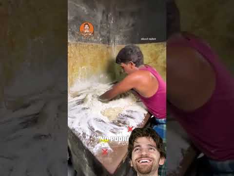 Panini con impasto ad alta intossicazione🪳Credit: @indianfoodie @kikiflowff #indianfood #comedy