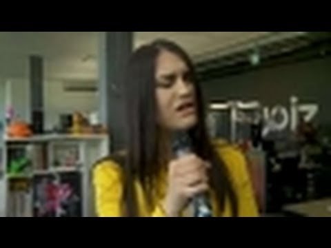 Freschta Akbarzada - Unfaithful (Rihanna Cover) (11/13)