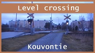 preview picture of video 'Kouvontie. puolipuomilaitos Pori'