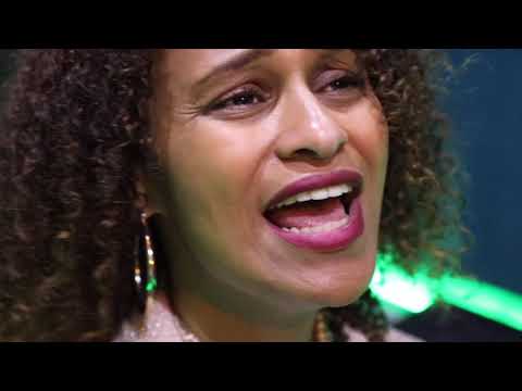 En Soley  by Erica & Billy