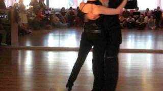 Argentine Tango Improvisation at Dance Tel Aviv - Ronen Khayat and Maya Schwartz