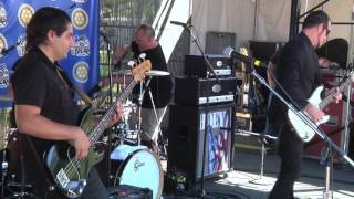 Gary Hoey - Back Up Against The Wall - 2016 Nashoba Valley Blues n Brews Festival