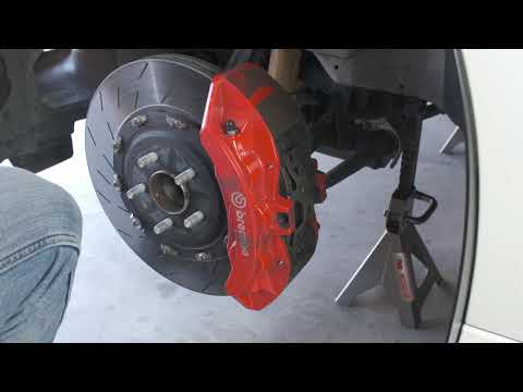 Z26 Powerstop brake pad install on the 392 Daytona Charger