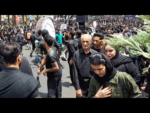 Gentle Chain Mourning Procession - Raw Footage from Ashura in Iran